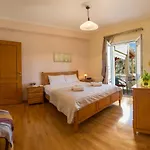 Oli Terra * Lefkada City